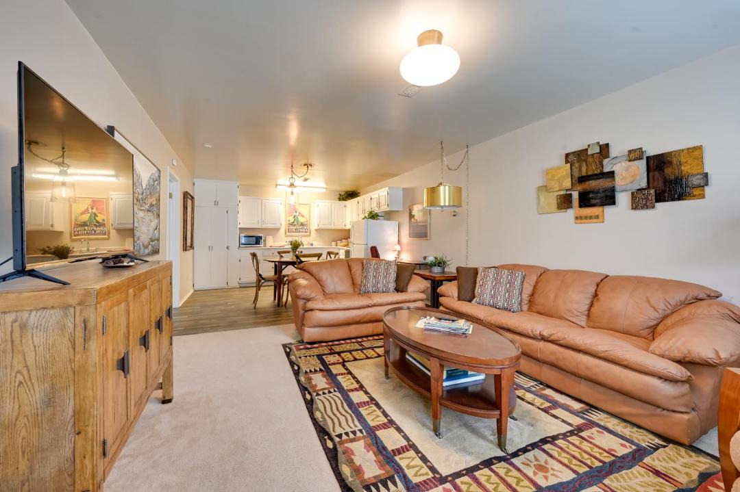 Photo of Livingroom in Corvallis