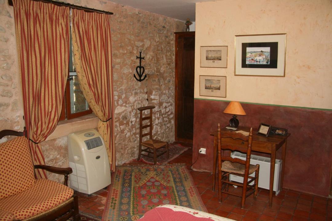 Photo of Others in Pierrerue