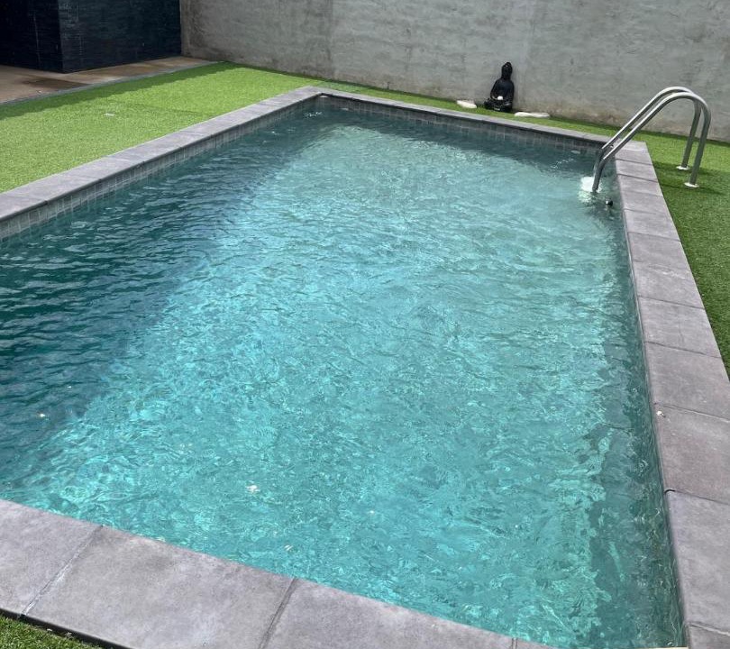 Photo of Others in Pia