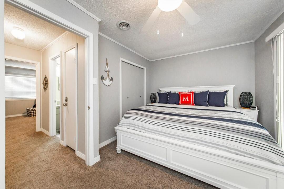 Photo of Bedroom in Fairfield Bay