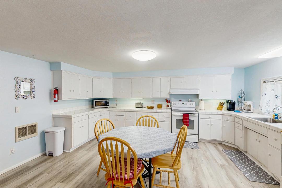 Photo of Kitchen in Winchester Bay