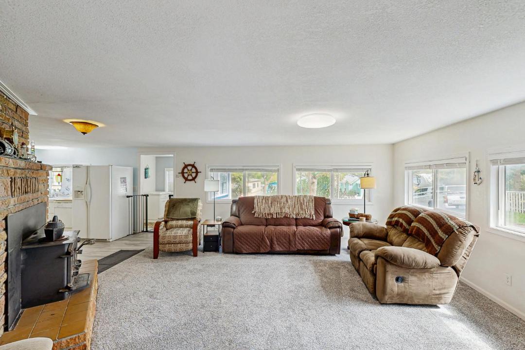 Photo of Others in Winchester Bay