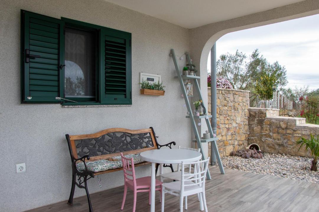 Photo of Patio Balcony in Brisevo