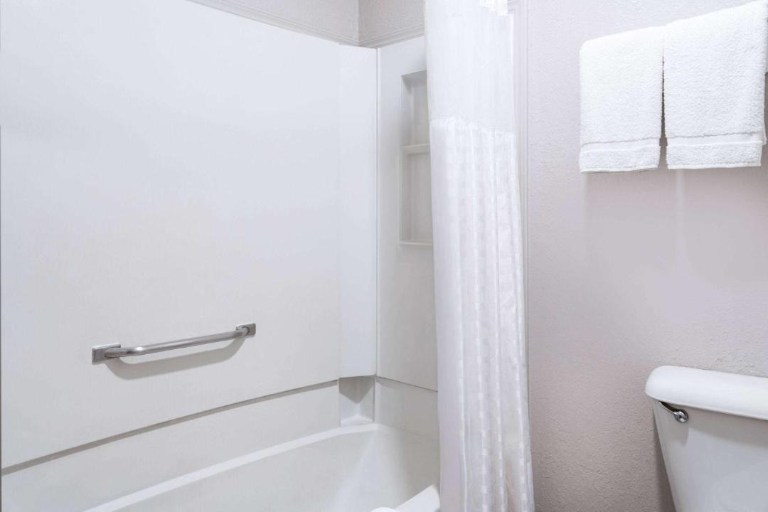 Photo of Bathroom in Ardmore