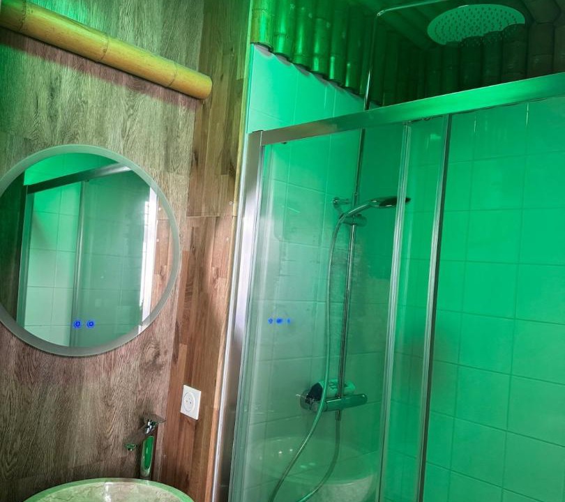 Photo of Bathroom in Moulins