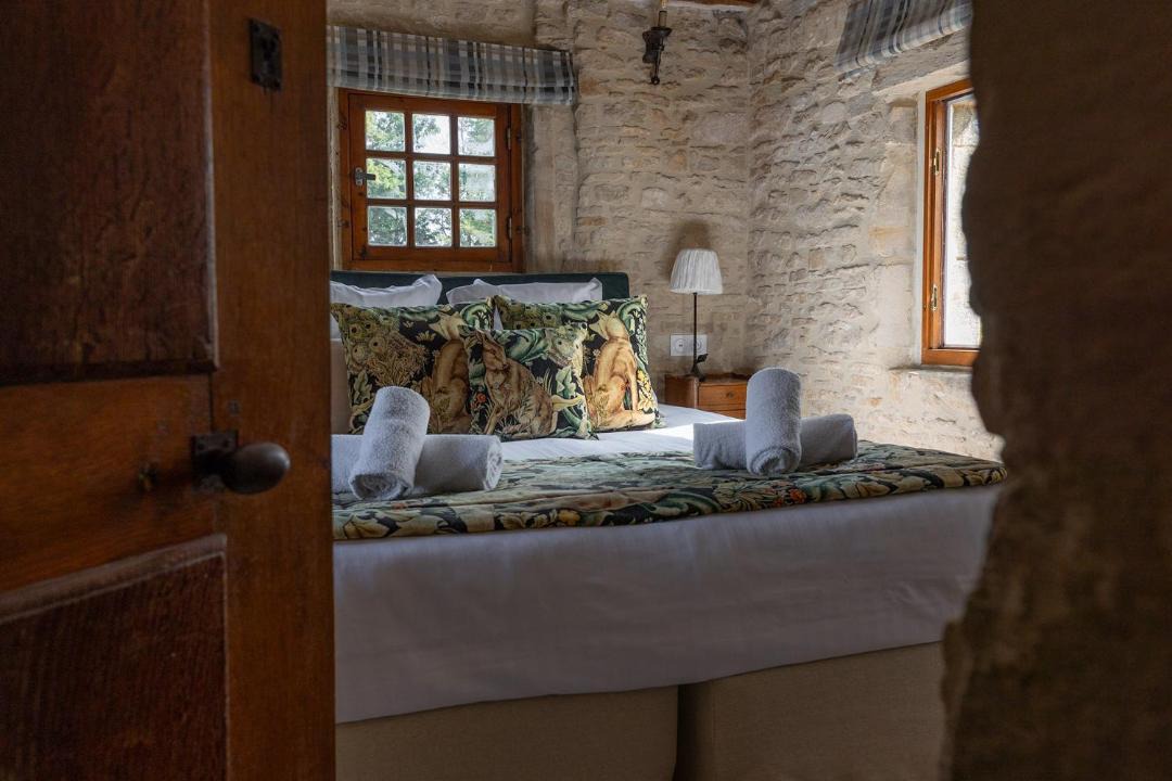 Photo of Others in Crepon