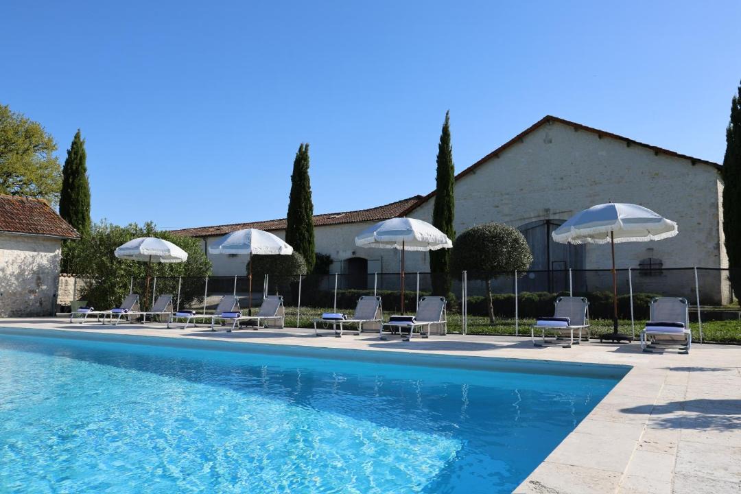 Photo of Others in Reaux