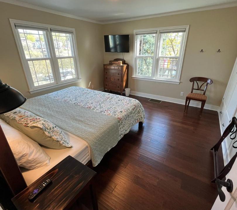 Photo of Others in Pullman