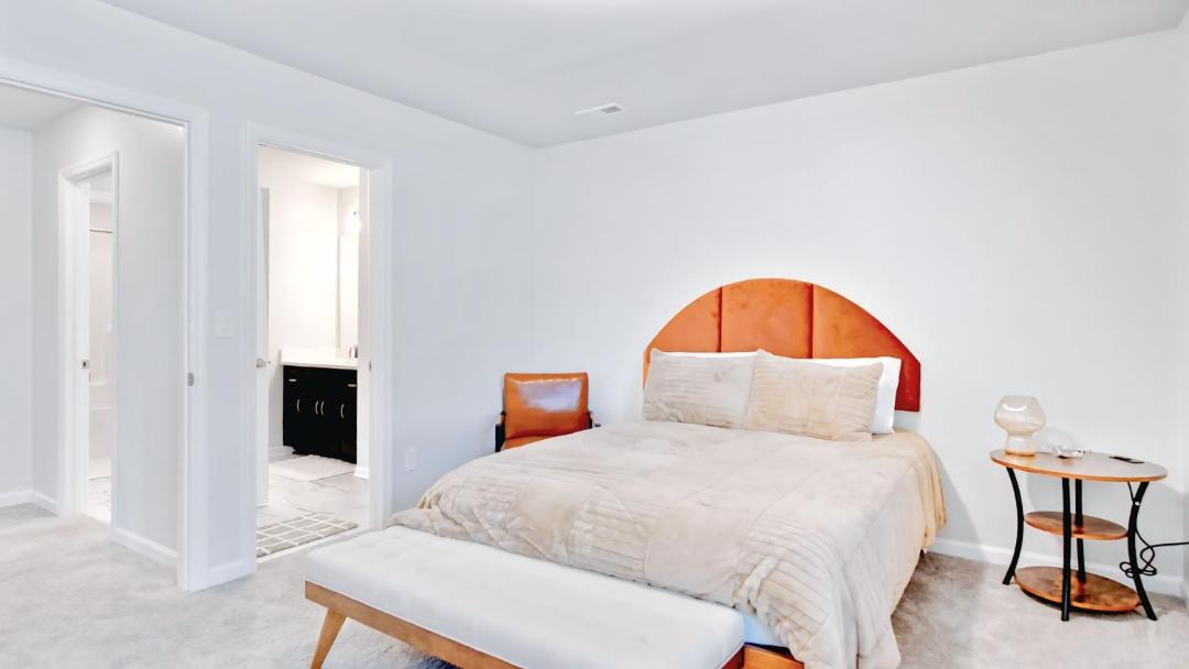 Photo of Bedroom in Normal