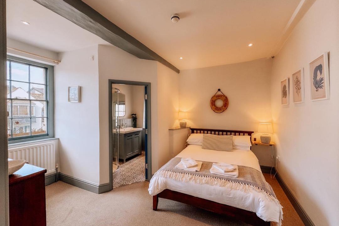 Photo of Others in Topsham