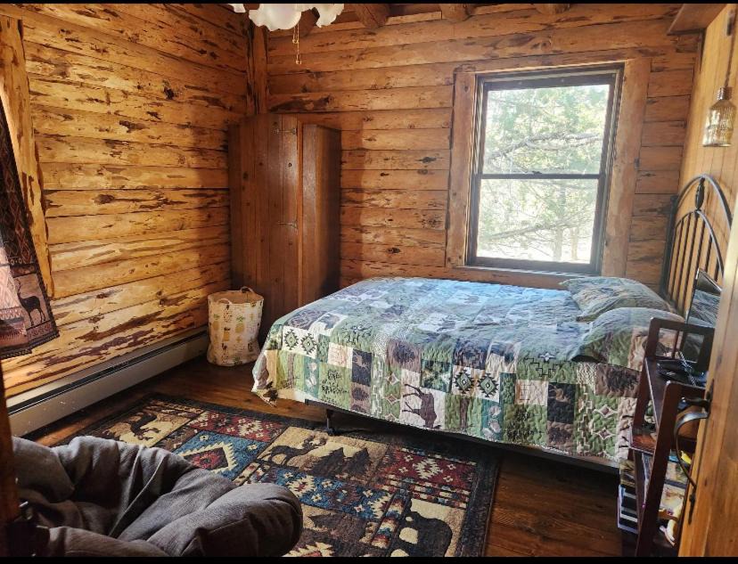 Photo of Bedroom in Canby