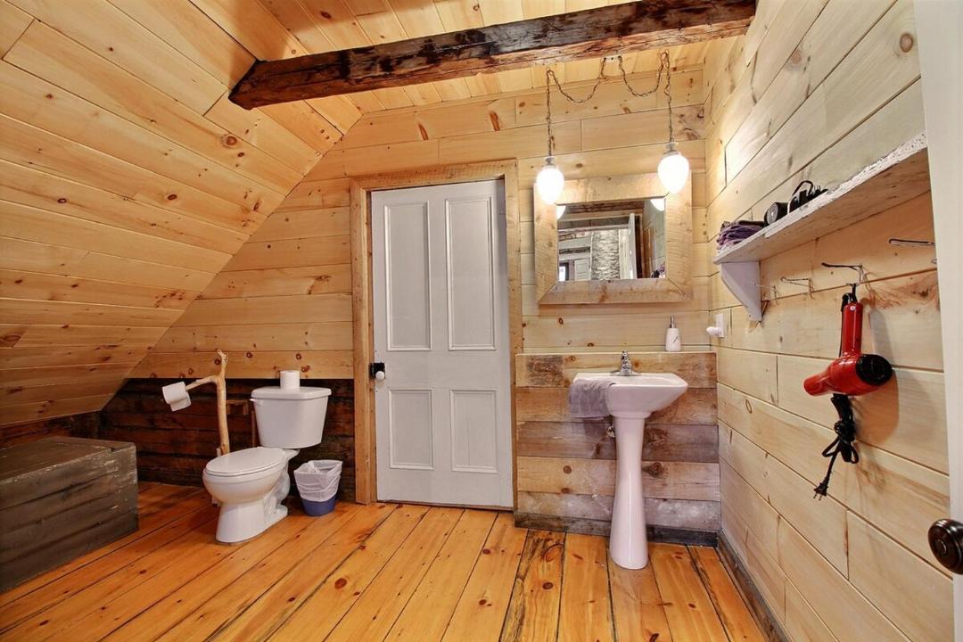 Photo of Bathroom in La Malbaie
