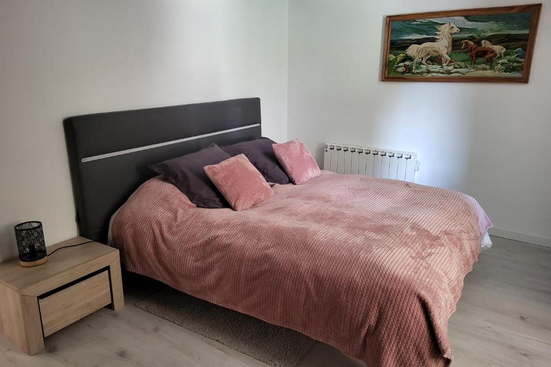Photo of Bedroom in Noailles