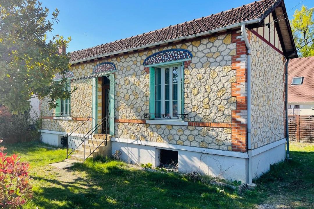 Photo of Others in La Ferte-Saint-Aubin