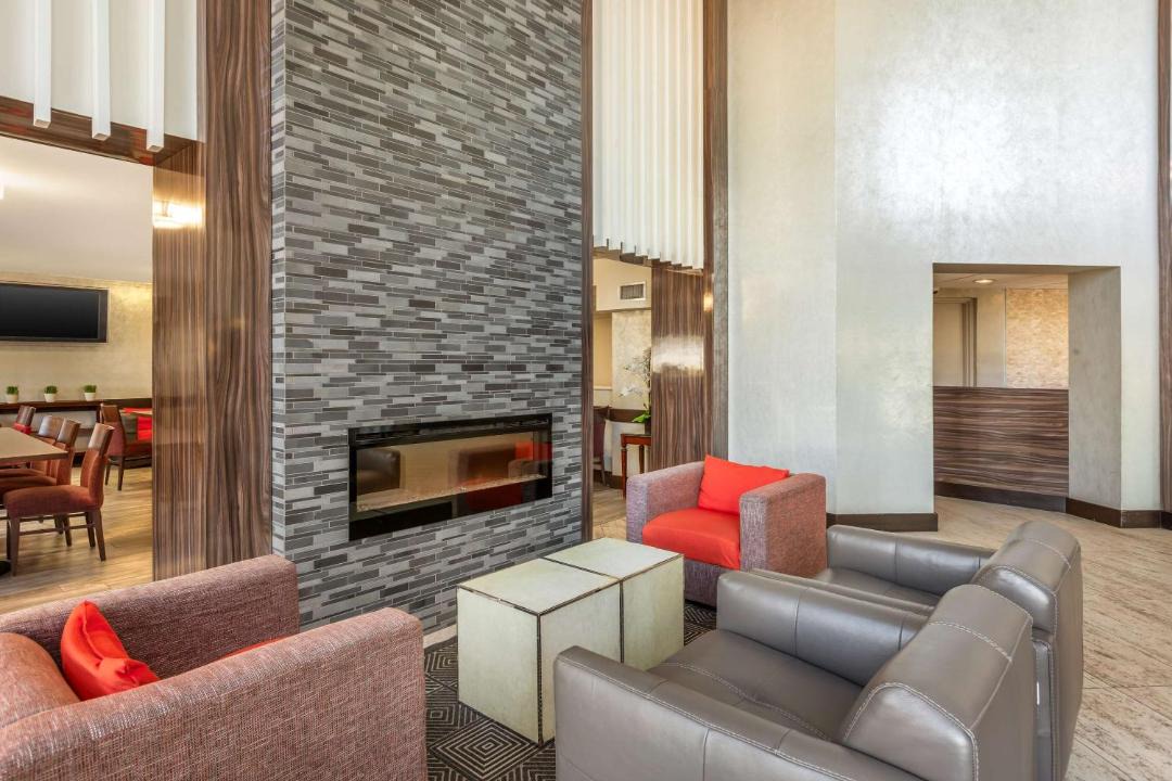 Photo of Livingroom in Burlington
