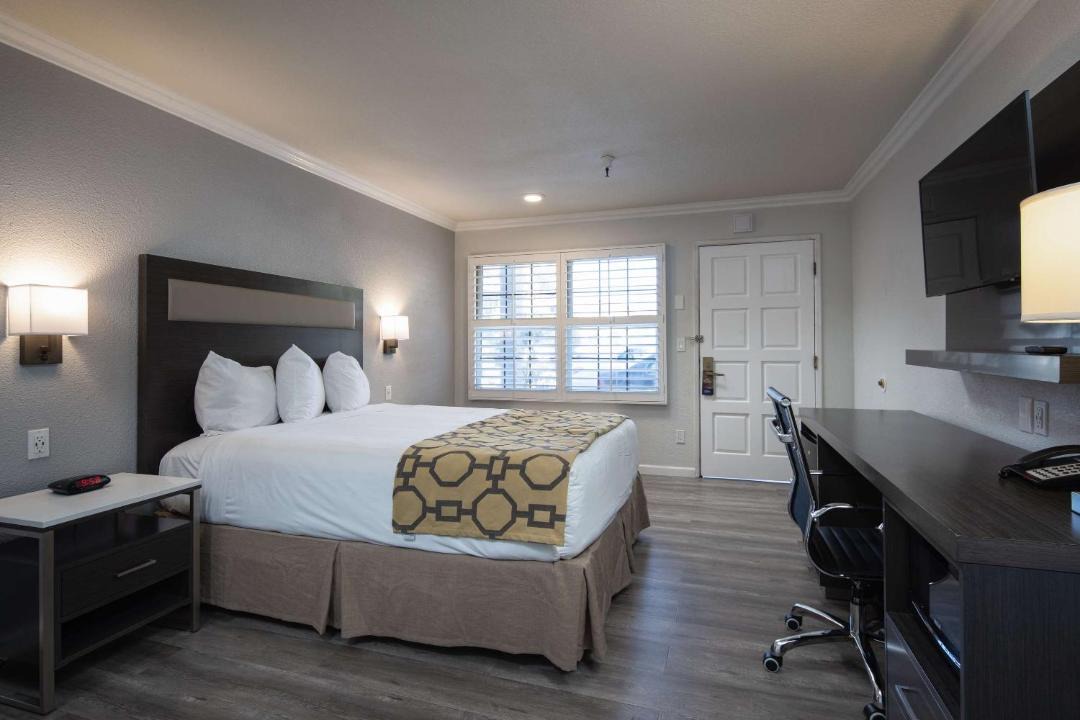 Photo of Bedroom in Milpitas