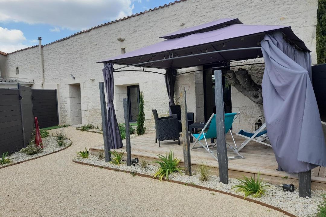 Photo of Others in Brulain