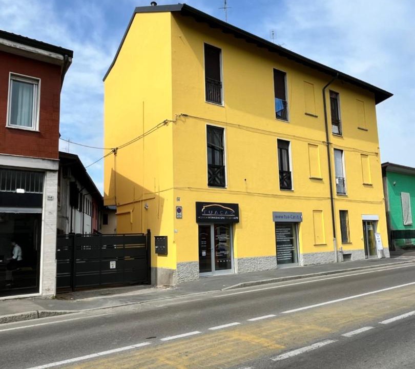 Photo of Others in Saronno