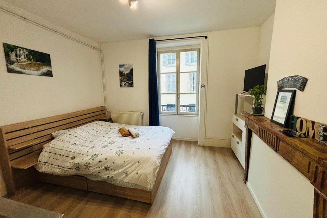 Photo of Bedroom in Lons-le-Saunier