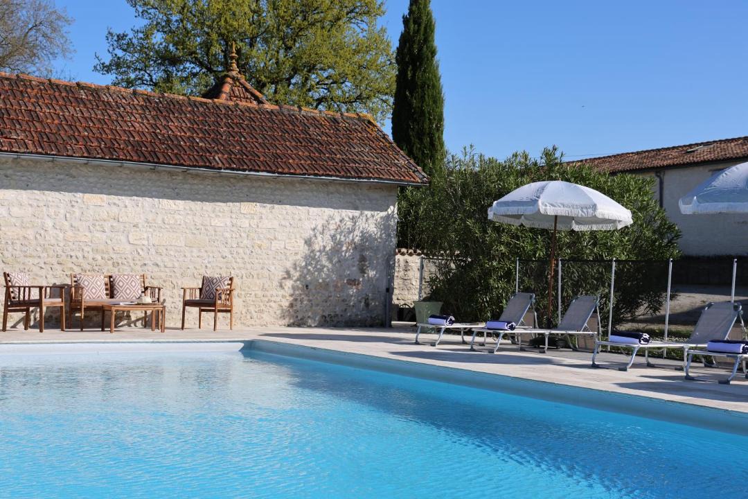 Photo of Others in Reaux