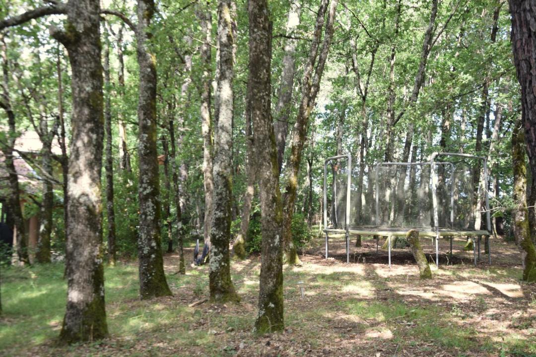 Photo of Others in Burlats