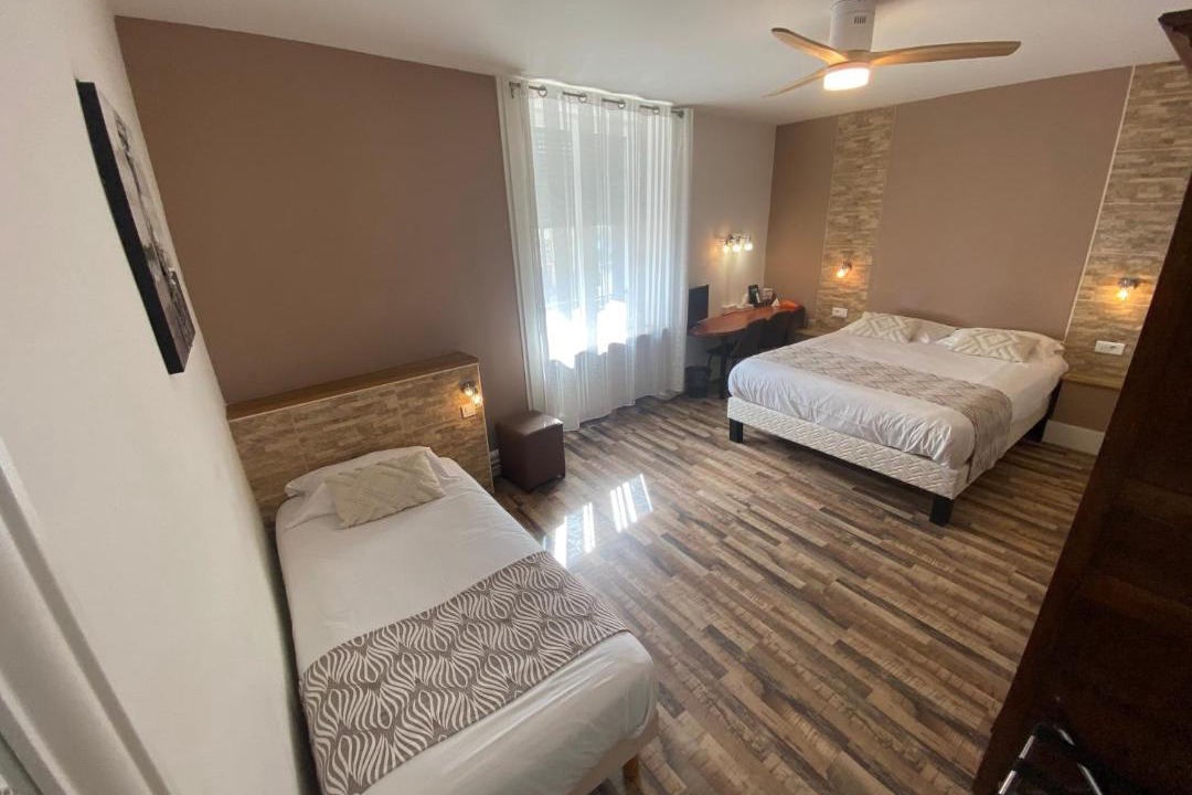 Photo of Bedroom in Lons-le-Saunier