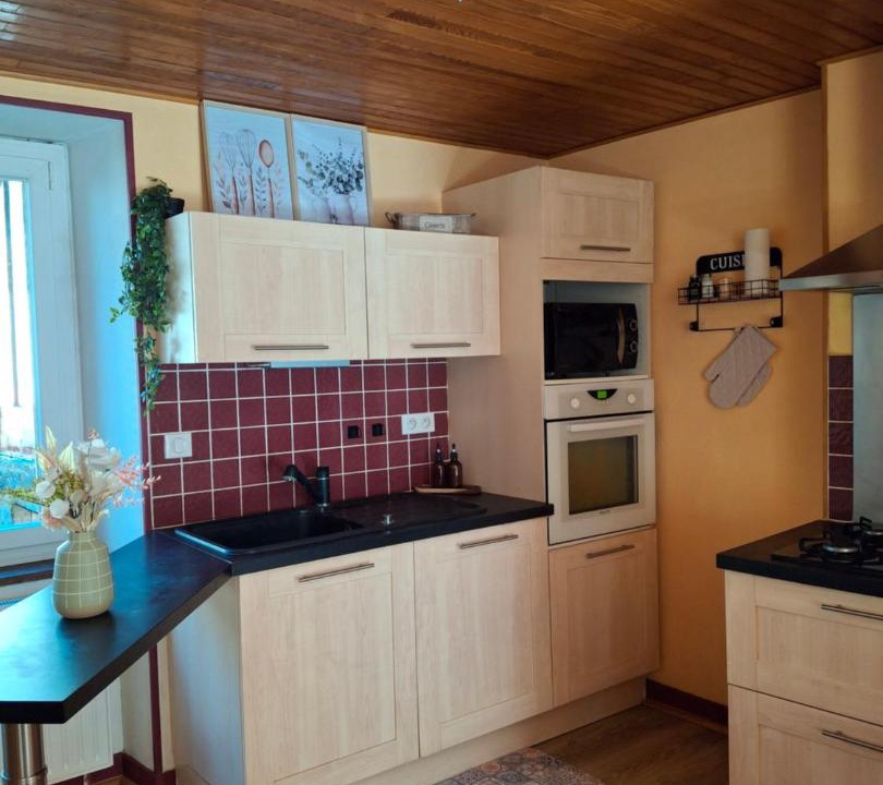 Photo of Kitchen in Rochefort-Montagne
