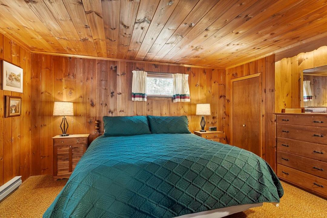 Photo of Bedroom in Wolfeboro