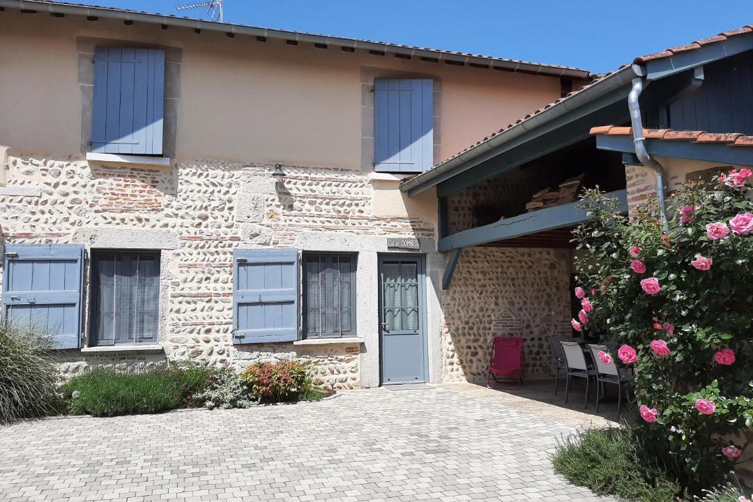 Photo of Others in Perouges