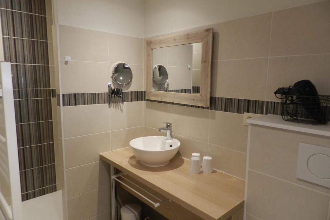 Photo of Bathroom in Perouges