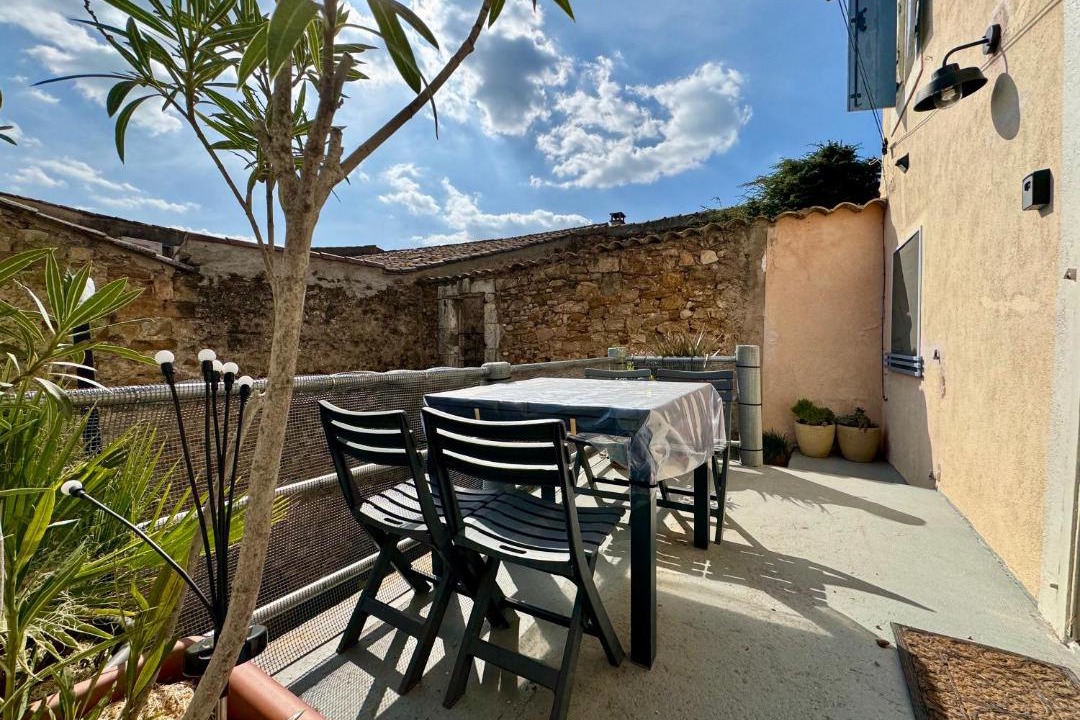 Photo of Patio Balcony in Neffies
