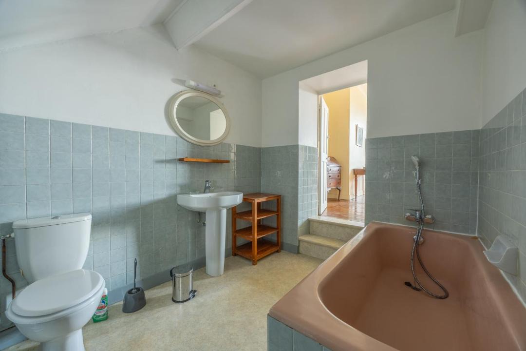 Photo of Bathroom in Colleville-sur-Mer