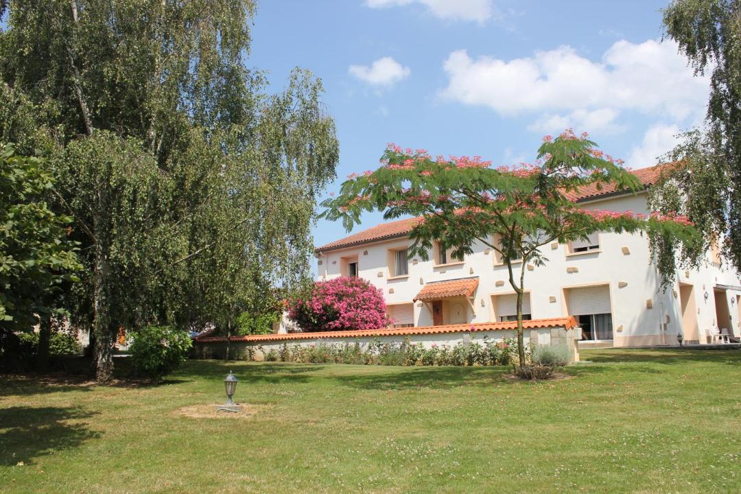 Photo of Others in Chemille-Melay