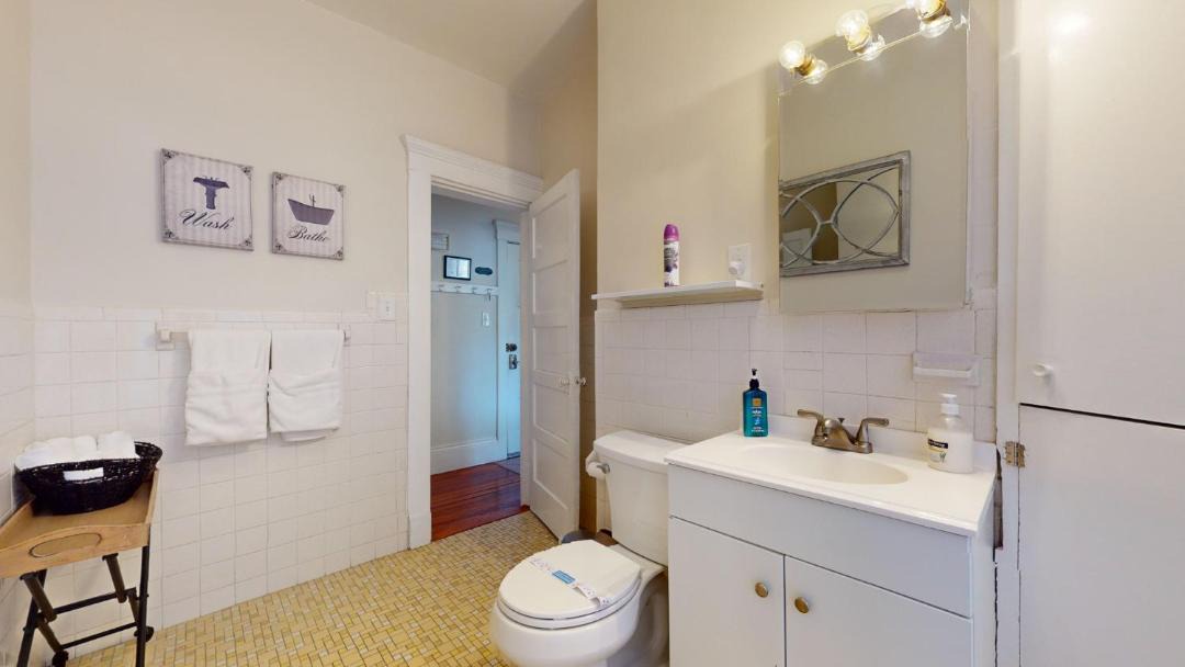Photo of Bathroom in Aspinwall Hill