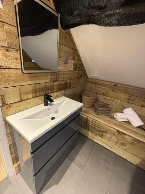 Photo of Bathroom in Worcester