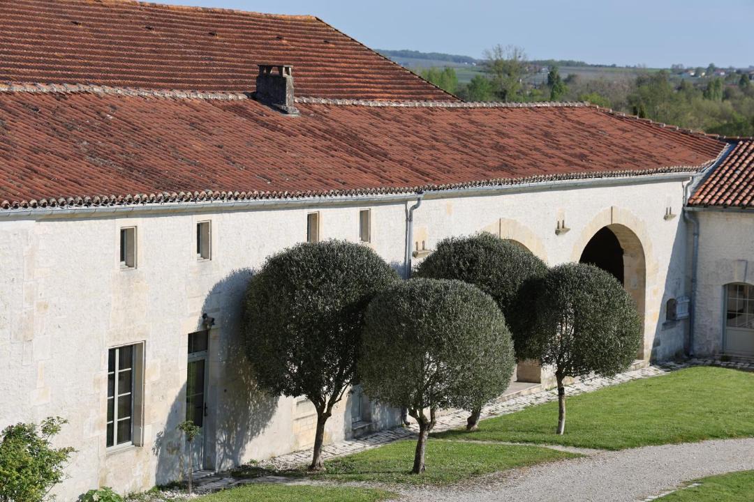 Photo of Buildings in Reaux