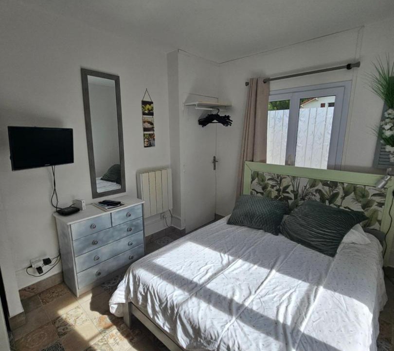 Photo of Bedroom in Saujon