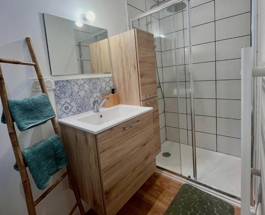 Photo of Bathroom in Saint-Jean-sur-Vilaine