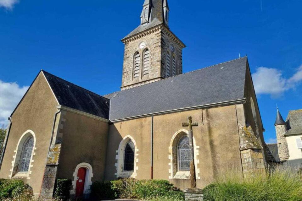 Photo of Others in Saint-Jean-sur-Vilaine