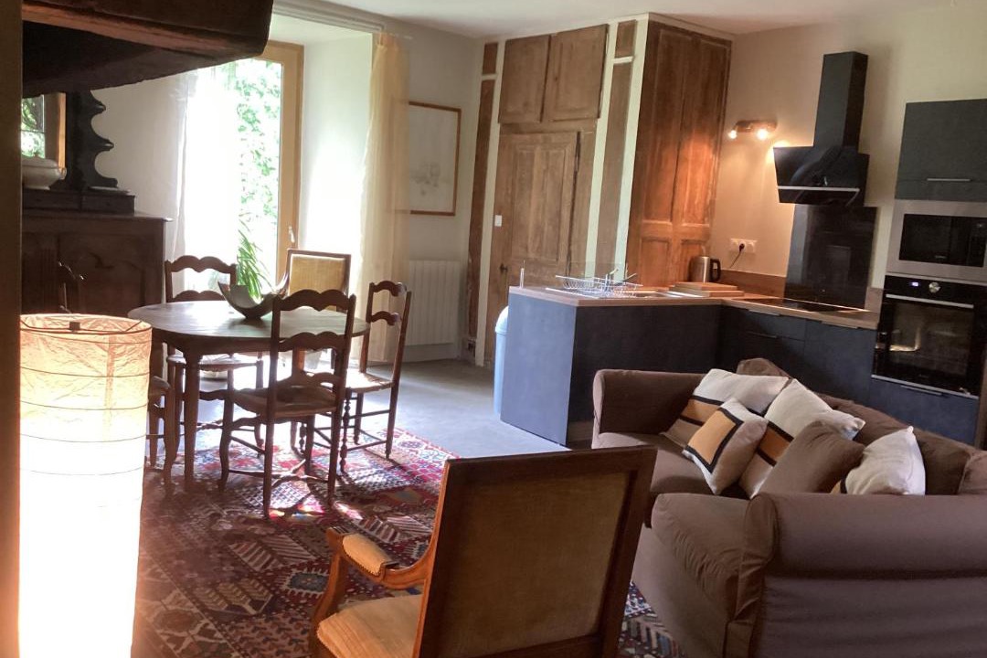 Photo of Others in Chateau-Chervix