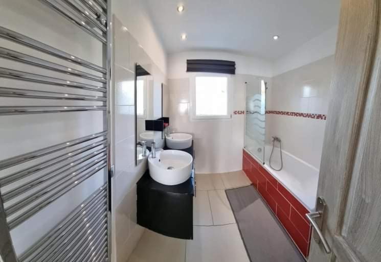 Photo of Bathroom in Vogue