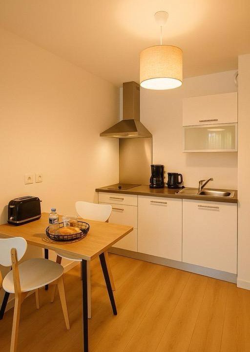 Photo of Others in Hem