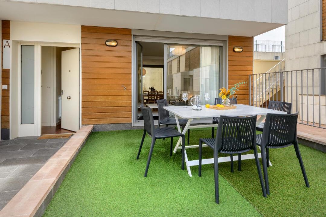 Photo of Patio Balcony in Latas