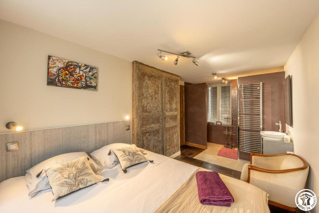 Photo of Bedroom in Chambors