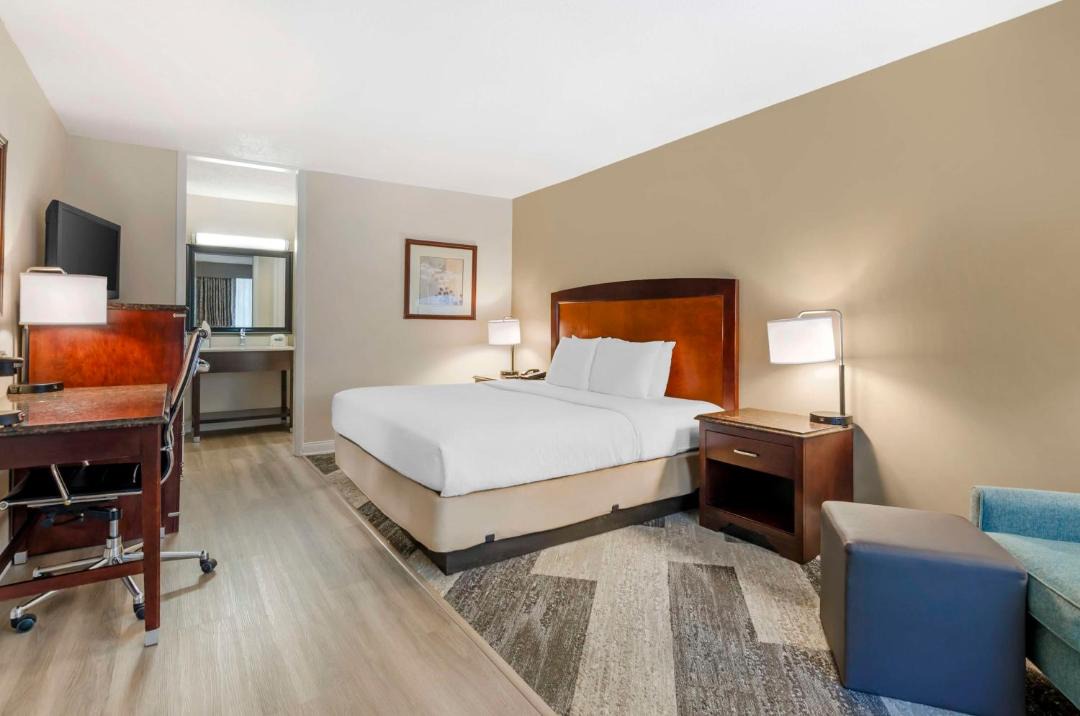 Photo of Bedroom in Lexington