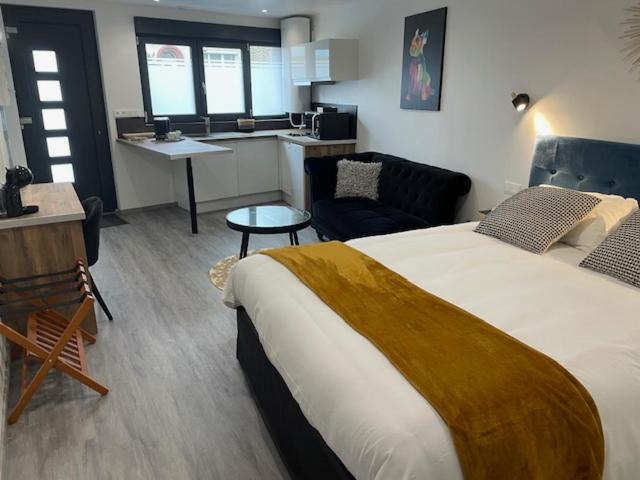 Photo of Bedroom in Flers