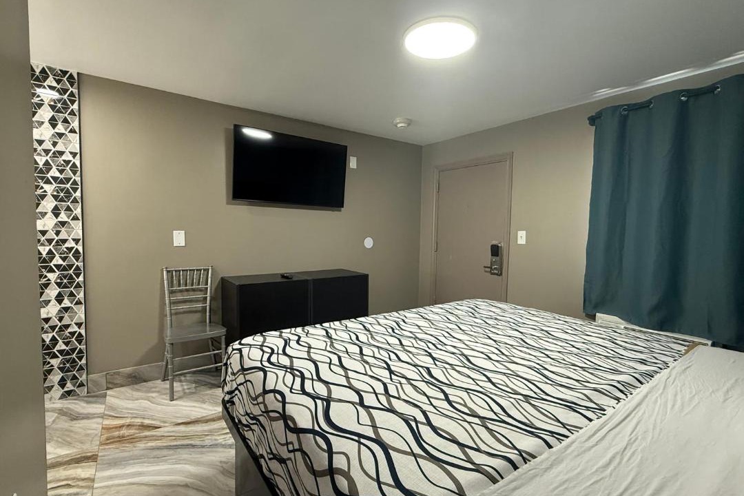 Photo of Bedroom in Edison