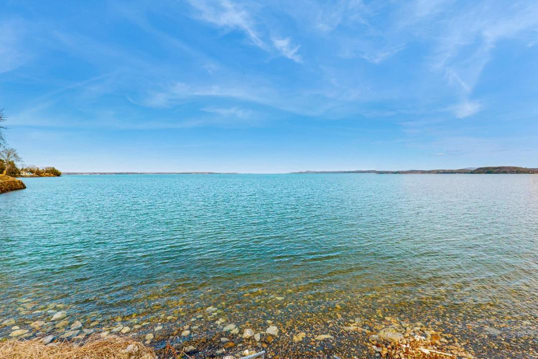 Photo of Others in Malletts Bay