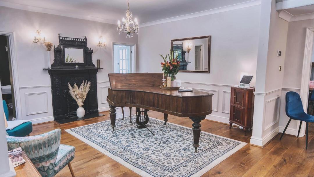 Photo of Others in Earls Barton