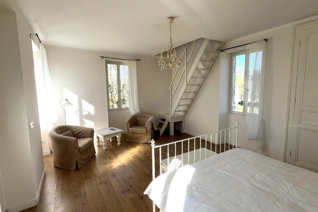 Photo of Others in Vigoux